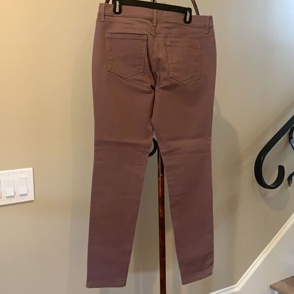 Dusty Rose LOFT Skinny Jeans - Picture 4 of 8
